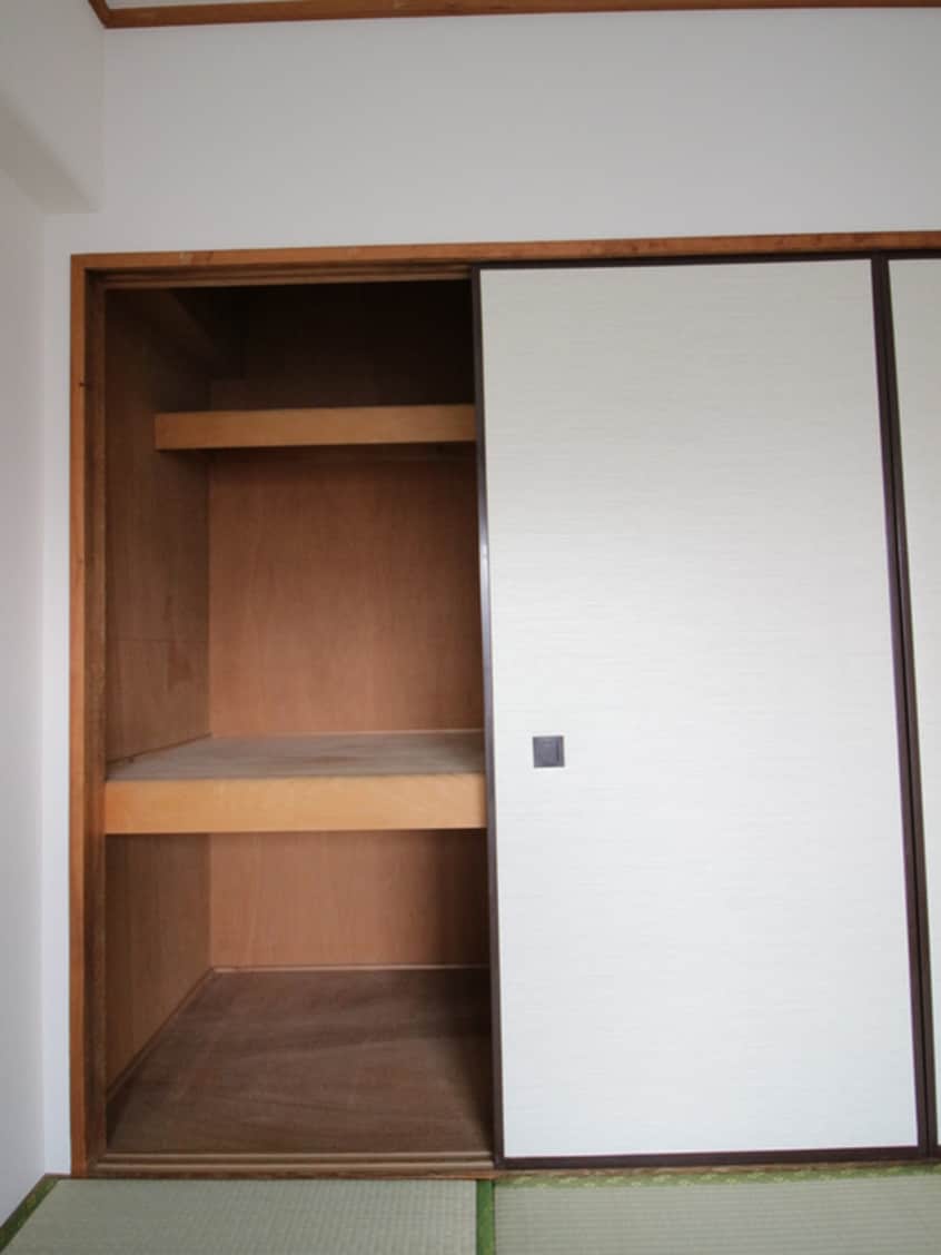 収納 メガロン大井町（９０１）