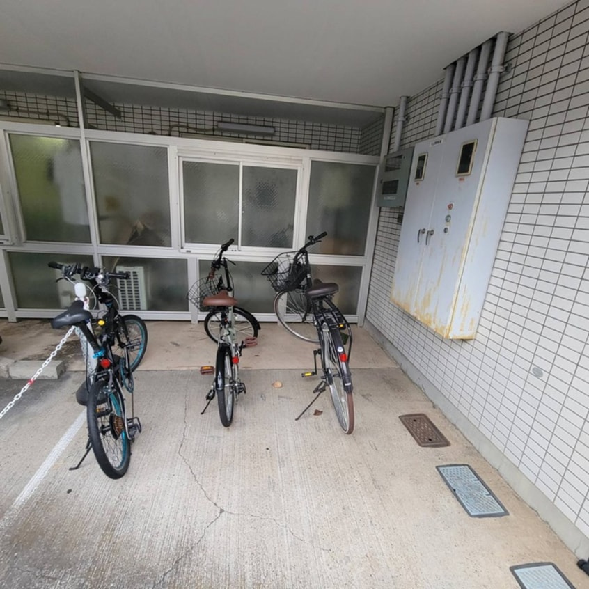 駐輪場 ヴェルデコリーナ東林間