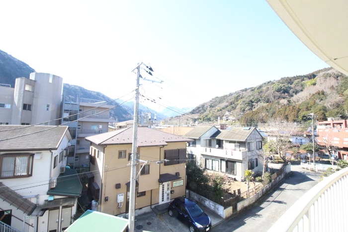 室内からの展望 エスポワール湯本