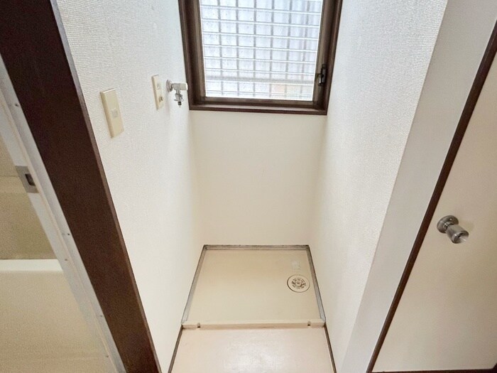 洗濯機置場 小榑ハイツ