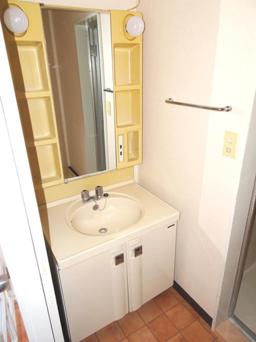 洗面 ファミ－ル末廣