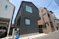 NISHIKUBO APARTMENT