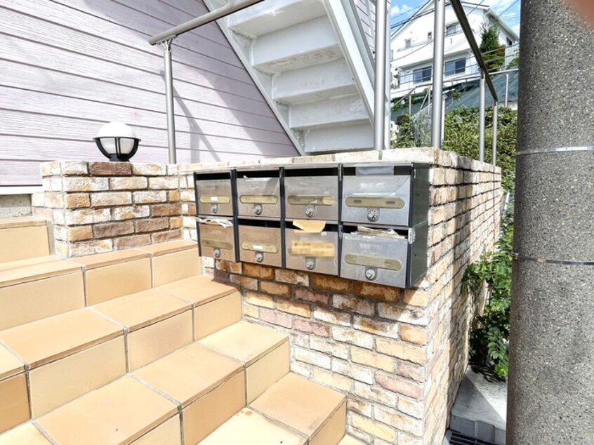 建物設備 ｱｾﾞﾘｱｶﾞｰﾃﾞﾝｽﾞ百合ヶ丘壱番館