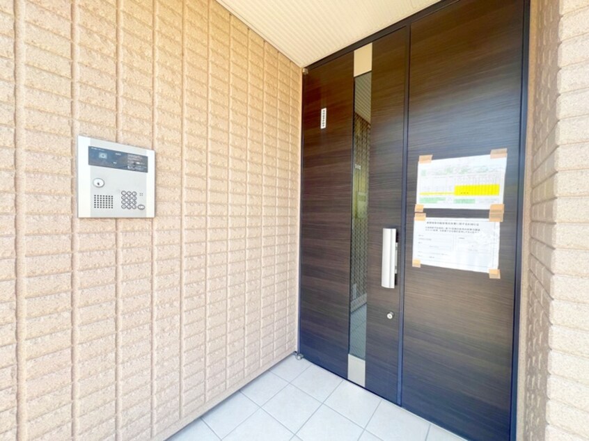 エントランス部分 オーク本木