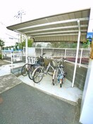 駐輪場 モデルノ・カ－サ・シノヤマ