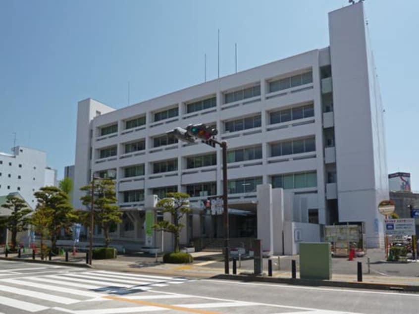 厚木市役所(役所)まで383m 山口ビル