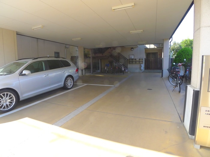 駐車場 アム－ル青木