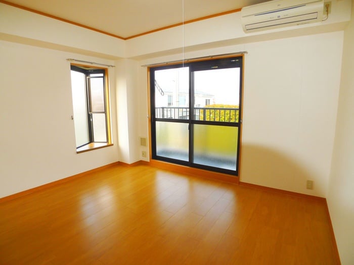 居室 アム－ル青木