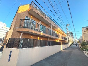 ﾗｲｵﾝｽﾞﾏﾝｼｮﾝ西新宿第五（303）