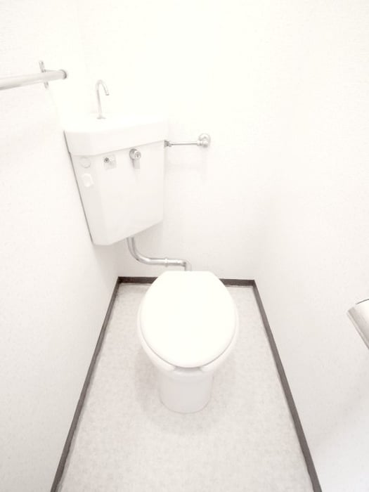 トイレ ファミ－ユミカミ