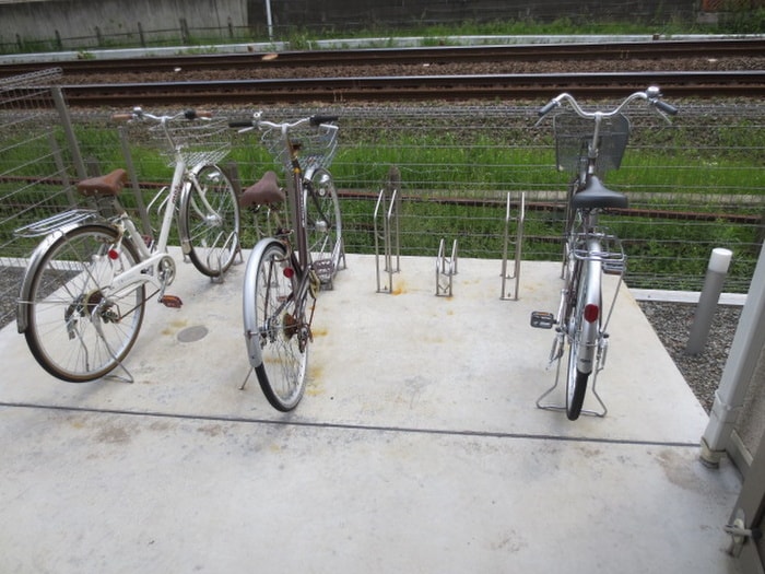 駐輪場 カリンパニハウス