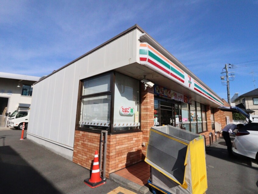 セブンイレブン小杉陣屋２丁目店(コンビニ)まで650m フラット小杉