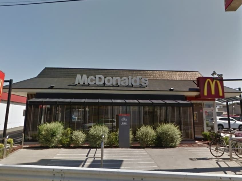 マクドナルド八王子楢原店(ファストフード)まで210m レジデンスＭＳ
