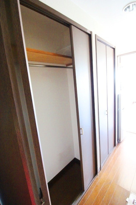 収納 アドニス・０１５