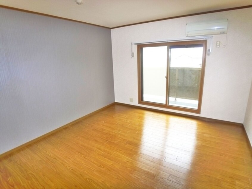 居室 クレッセント松波