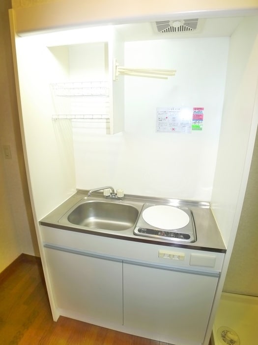 キッチン クレッセント松波