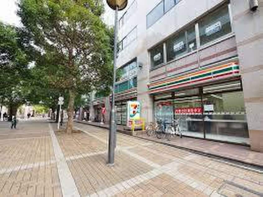 セブンイレブン 横浜仲町台駅前店(コンビニ)まで15m プラザ仲町台センター