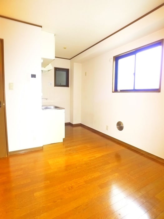 居室 メゾンマリーン