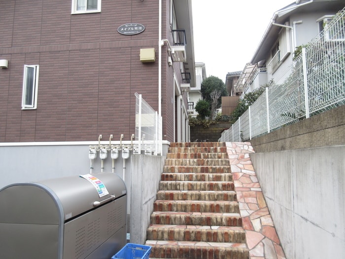 エントランス部分 メイプル鷺沼