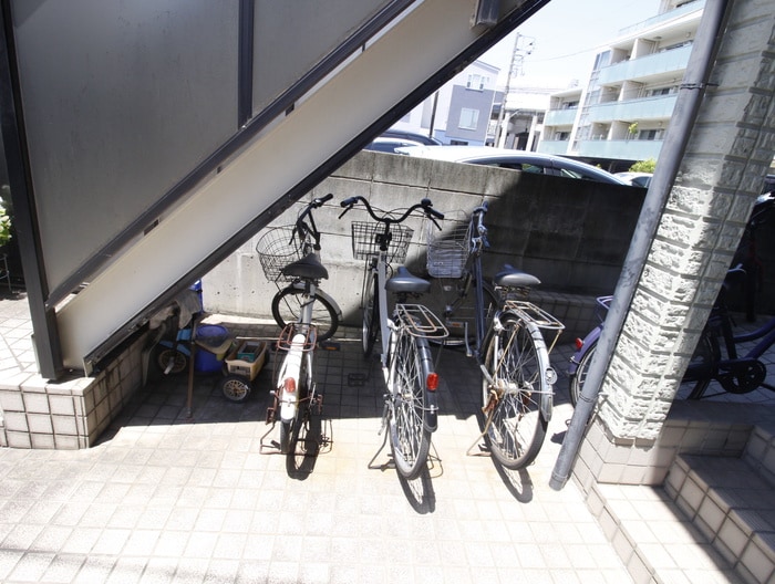 駐車場 ラ・ミモゼ