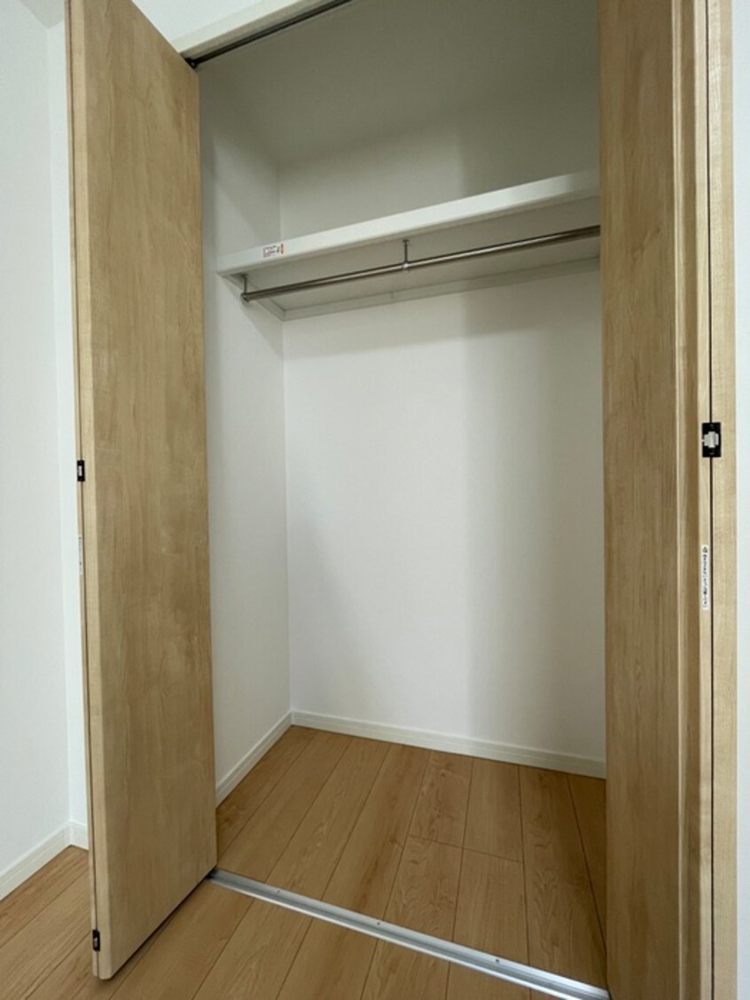 収納 アノンテラス岡上