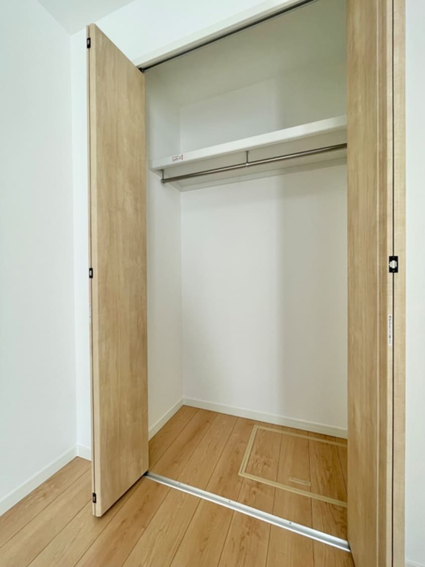 収納 アノンテラス岡上