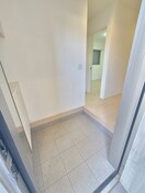 玄関 関町北3丁目戸建