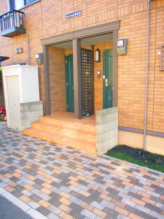 エントランス部分 サンハイム中川Ⅱ
