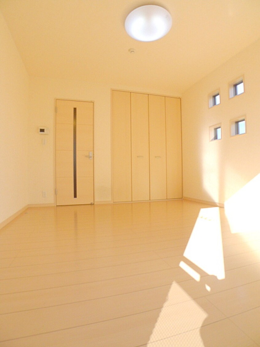 居室 メゾングラシュ－