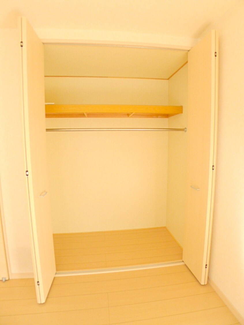 収納 メゾングラシュ－