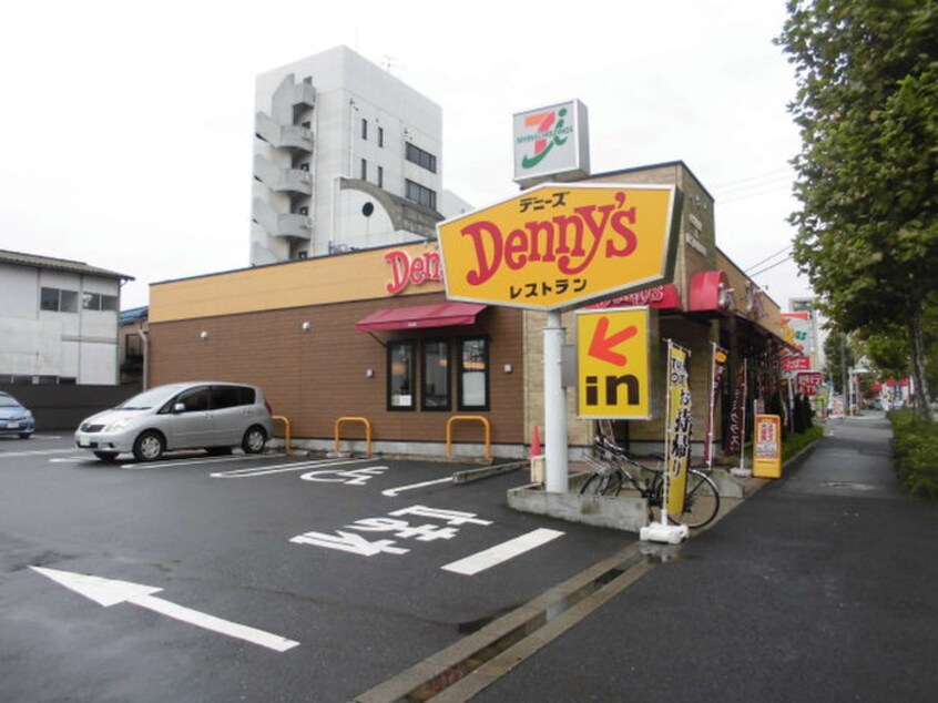 デニーズ(その他飲食（ファミレスなど）)まで900m ソラリス