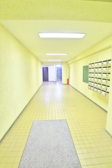 エントランス部分 布施ビルⅠ(5号室－7号室)