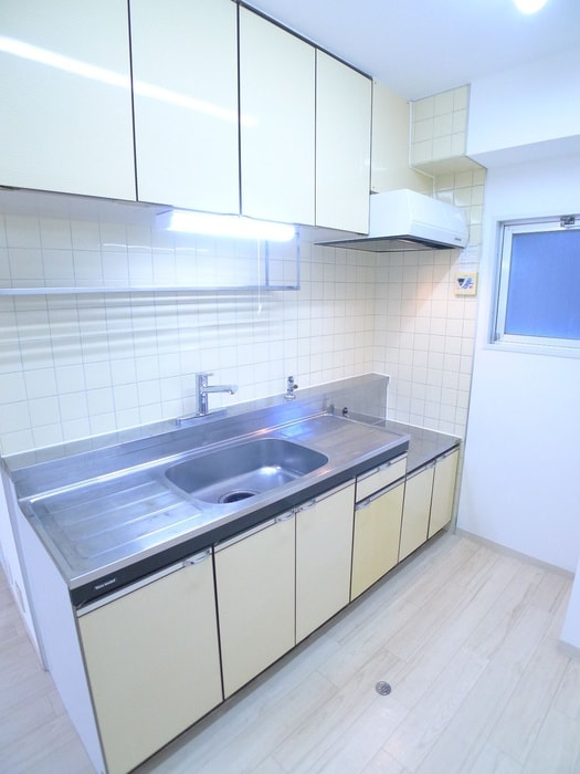 キッチン 布施ビルⅠ(5号室－7号室)