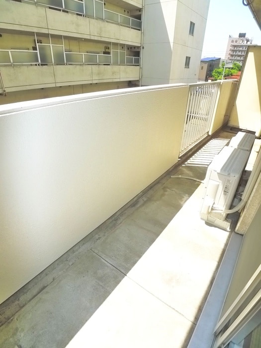 ベランダ・バルコニー 布施ビルⅠ(5号室－7号室)
