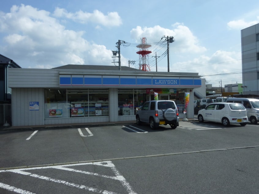 ローソン　飯能双柳六道店(コンビニ)まで215m ハイツウェルト