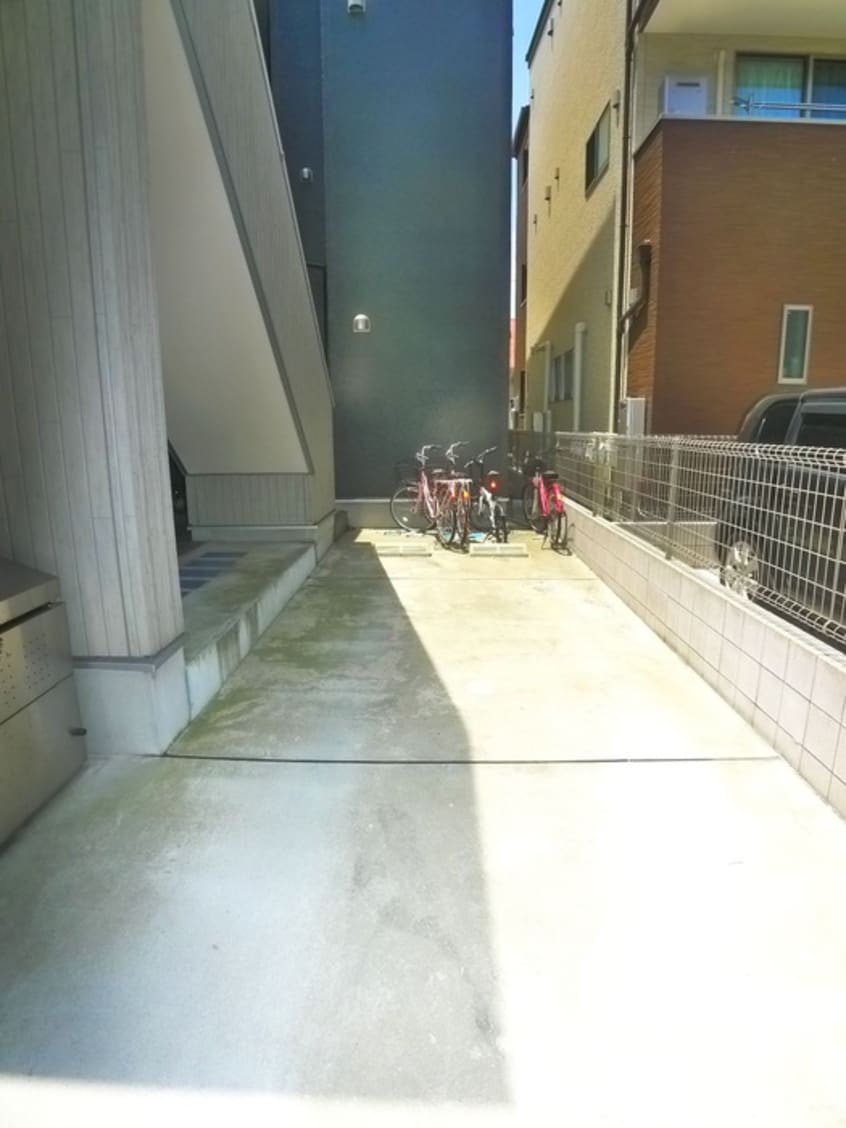 駐輪場 アレーゼ本大久保