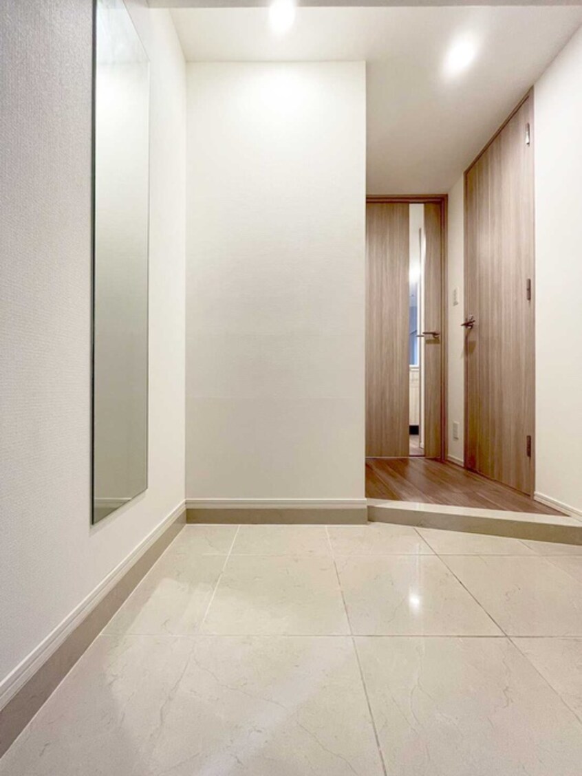 玄関 JP noie 上野稲荷町