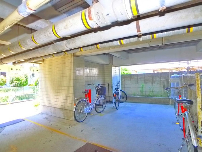 駐輪場 コスモ二和向台