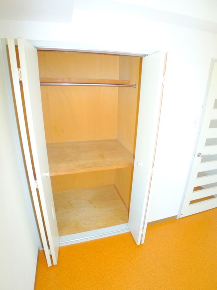 収納 コスモ二和向台