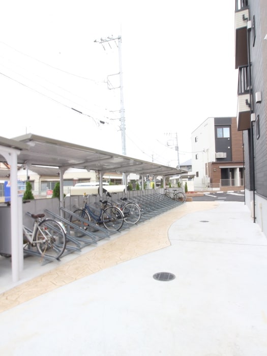 駐輪場 フィオーレ