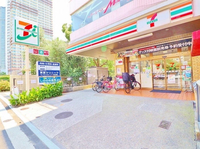 セブンイレブン東雲1丁目店(コンビニ)まで210m ﾋﾞｰ･ｼﾃｨ ﾍﾞｲｳｨﾝｸﾞ棟(1101)
