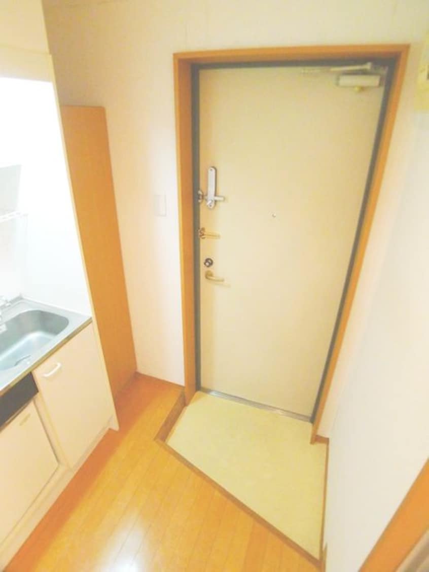 玄関 岸町ヒルズ