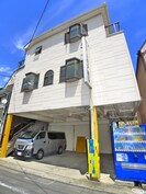 クレセント　トモナの外観
