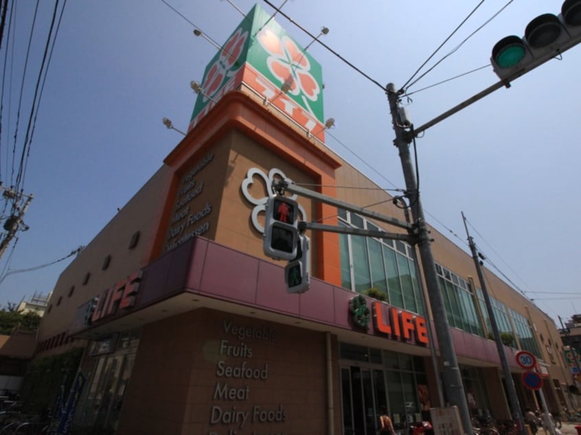 ライフ菊川店(スーパー)まで352m TRUST VALUE 森下