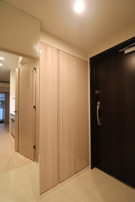 玄関 パークリュクス虎ノ門（201）