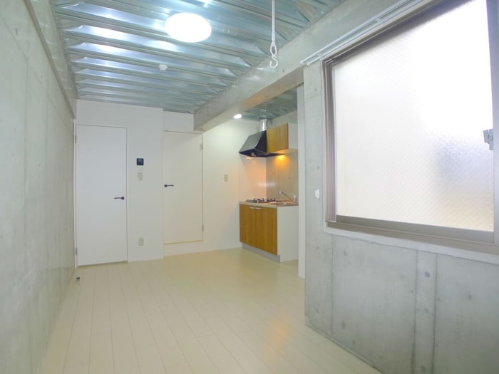 内観写真 ＡＴＯＲＡＳ　ＭＡＫＵＨＡＲＩ