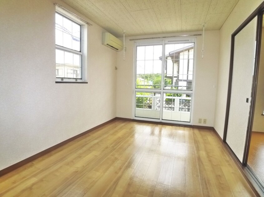 内観写真 アビダシオンユ－カリ