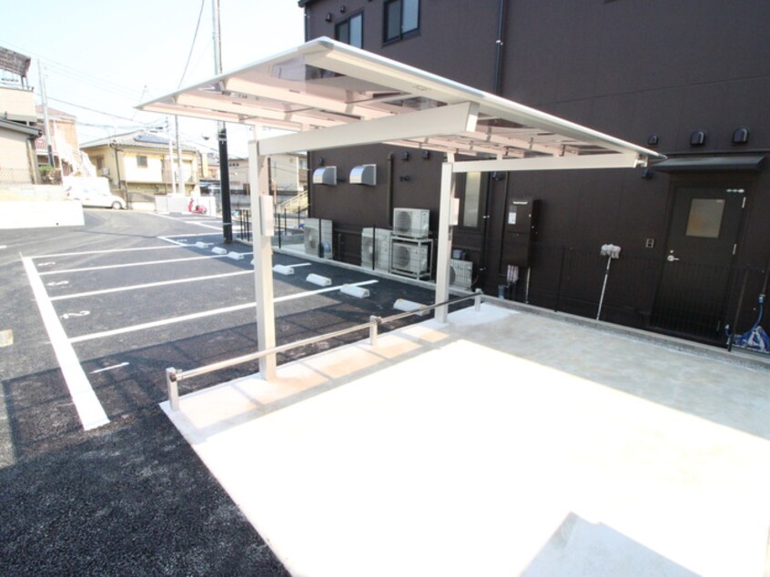 駐輪場 コリーナ