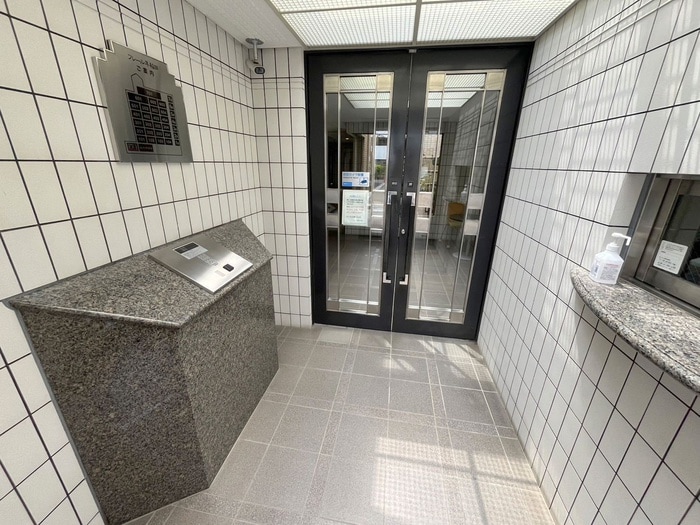 エントランス部分 ﾌﾚｰﾙ早稲田（501）