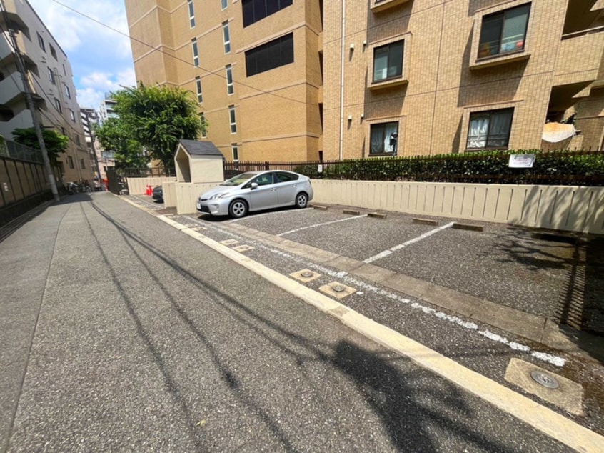 駐車場 ﾌﾚｰﾙ早稲田（501）